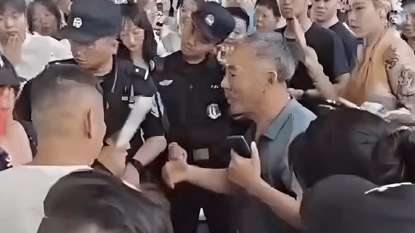 Cảnh sát phải can thiệp để giải quyết vụ việc. Ảnh: CT Want