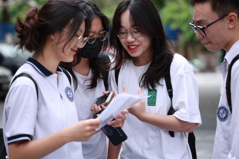 Học sinh ở 675 trường THPT được cộng 0,8-1 điểm khi đăng ký xét tuyển học bạ vào trường Đại học Sư phạm Kỹ thuật TP.HCM năm 2025. Ảnh minh họa