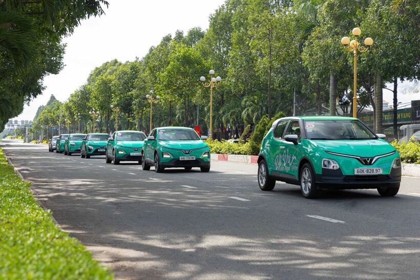 Chủ xe VF 8: Cơ hội tiết kiệm tới 168 triệu đồng, không mua bây giờ thì “tiếc ngẩn ngơ” - 2