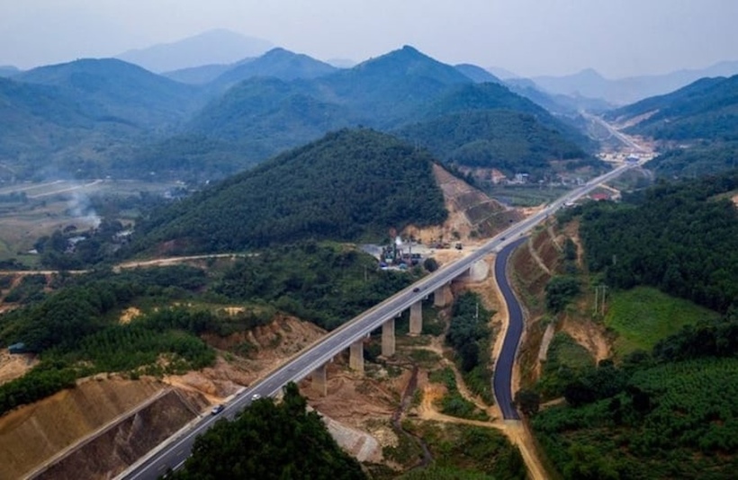 Cao tốc Hòa Bình - Mộc Châu
