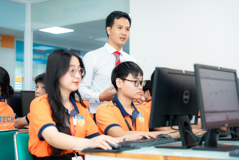 Năm 2025, HUTECH tuyển sinh 61 ngành nghề đa dạng. Ảnh minh họa