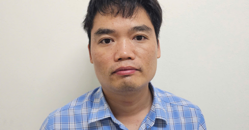 Lê Minh Giáp tại cơ quan công an.