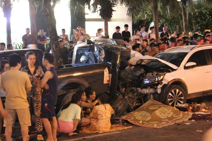 Hiện trường vụ tai nạn khiến nhiều người thương vong. (Ảnh: Người lao động)