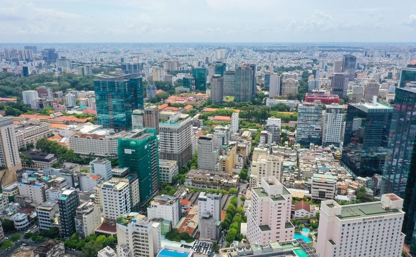 Bộ Tài chính đề xuất áp 20% thuế thu nhập cá nhân theo từng giao dịch bất động sản. (Ảnh: Dân trí)