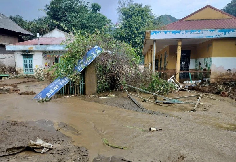 Điểm trường Pá Vạt, xã Mường Luân sau trận mưa lũ, sạt lở.