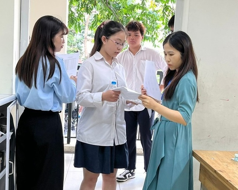 Dự báo điểm chuẩn đại học Y Dược 2025, 20 điểm có cơ hội đỗ hay không? Ảnh: Báo Sức khỏe và Đời sống.