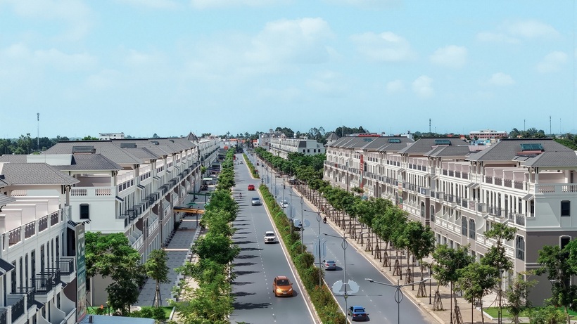 Shophouse Imperia Grand Plaza Đức Hoà hiện đã hoàn thiện và sẵn sàng khai thác ngay