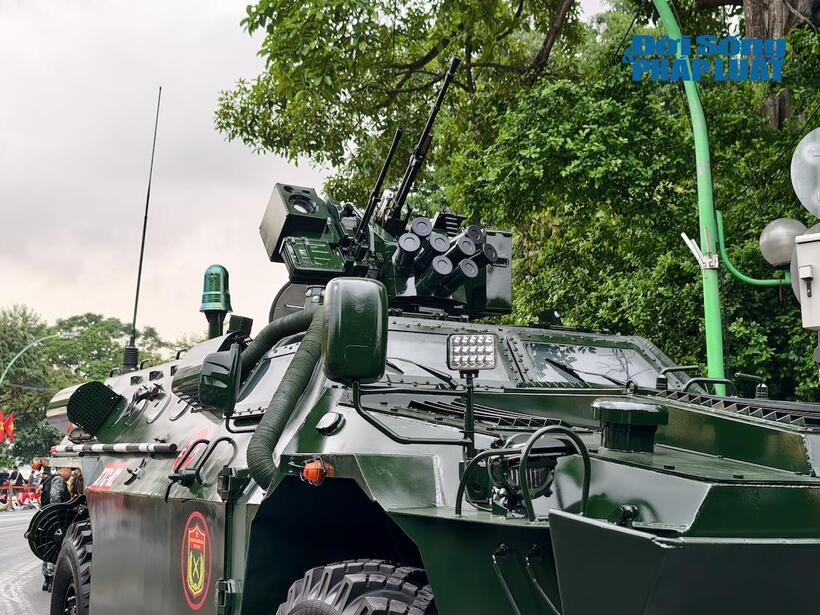 Ngắm đoàn xe tăng, pháo binh hào hùng tiến về quảng trường Ba Đình tổng hợp luyện diễu binh - 9