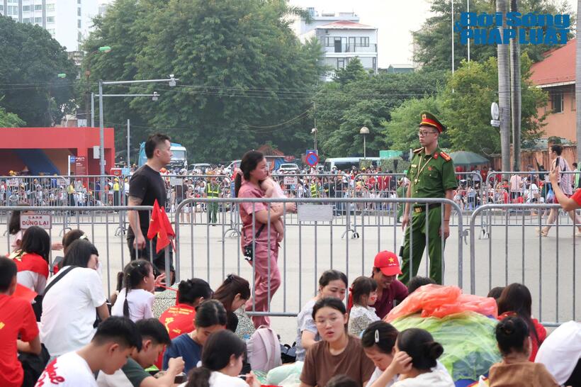 Lực lượng chức năng có mặt ở mọi tuyến đường đảm bảo trật tự, an ninh, an toàn tuyệt đối cho ngày trọng đại của đất nước.