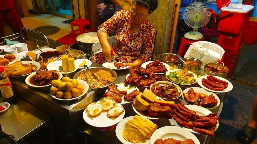 Cơm tấm bãi rác thu hút thực khách ở hương vị món ăn tuyệt vời.