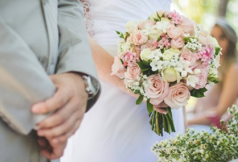 ị mẹ ép kết hôn với một người phụ nữ được mai mối, anh đã phải ly hôn sau 6 tháng và rơi vào trạng thái trầm cảm. Ảnh minh họa.