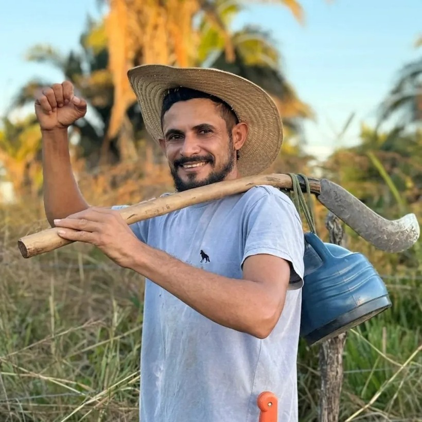 Reinaldo da Silva Melo vừa trở thành "ngôi sao mạng" thì bị bắt. Ảnh: The Sun