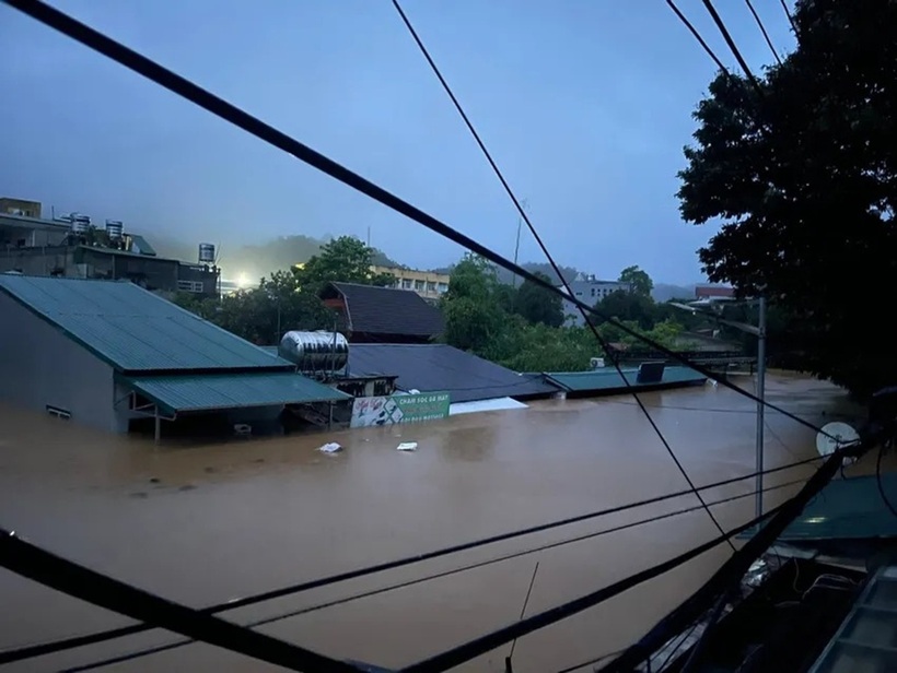 Nước ngập sâu tại khu vực các phường Hà Giang 1, Hà Giang 2, xã Ngọc Đường...