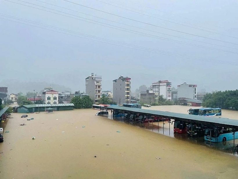 Khu vực bến xe Hà Giang sáng 1/10