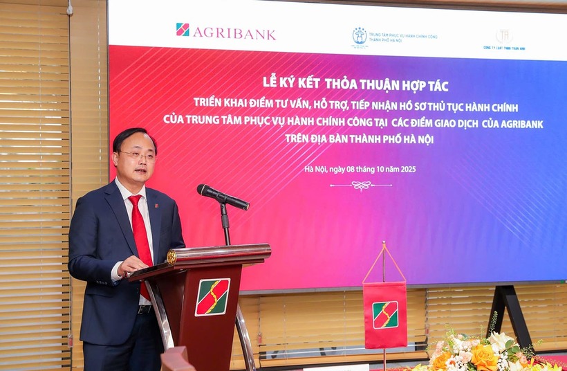 Ông Tô Huy Vũ - Chủ tịch Hội đồng thành viên Agribank phát biểu tại lễ ký kết