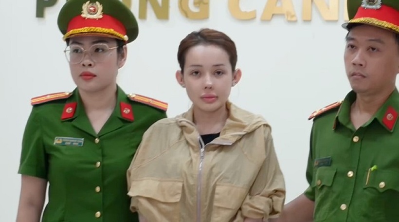 Ngân 98 tại cơ quan điều tra. Ảnh:Người lao động