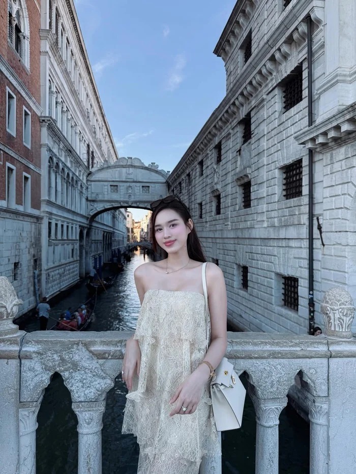 Hoa hậu Đỗ Thị Hà