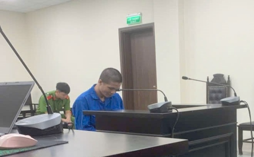 Trần Văn Hoàng tại tòa. (Ảnh: Lao động)
