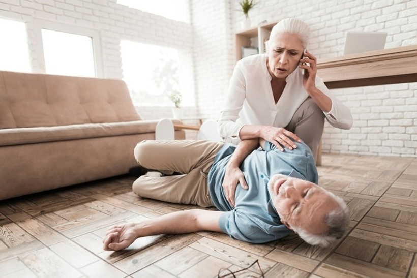 Vì sao mùa lạnh dễ gây đột quỵ? - 1