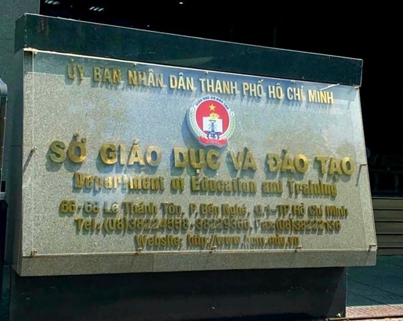 Sở GDĐT TPHCM khẳng định tên miền hcm.quanlytruonghoc.edu.vn không phải là hệ thống cơ sở dữ liệu ngành. Ảnh: Lao động