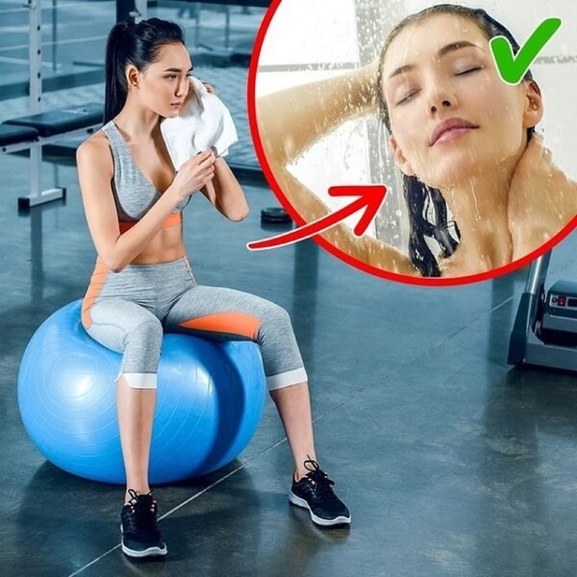 Sau khi tập, nên hạ nhiệt cơ thể từ từ bằng các động tác giãn cơ nhẹ.