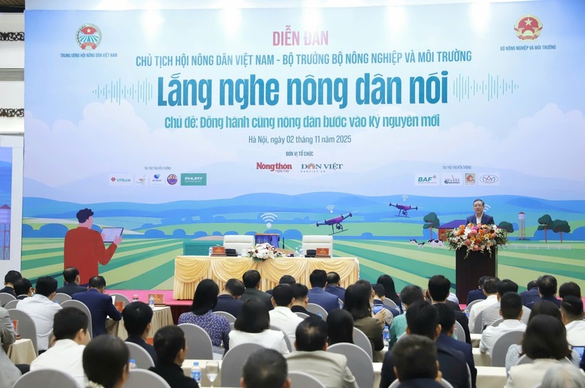 Bộ NN&MT cho biết đang tập trung hoàn thiện thể chế, đẩy mạnh cải cách thủ tục hành chính, mở rộng dịch vụ công trực tuyến, tạo môi trường thuận lợi cho người dân và doanh nghiệp.