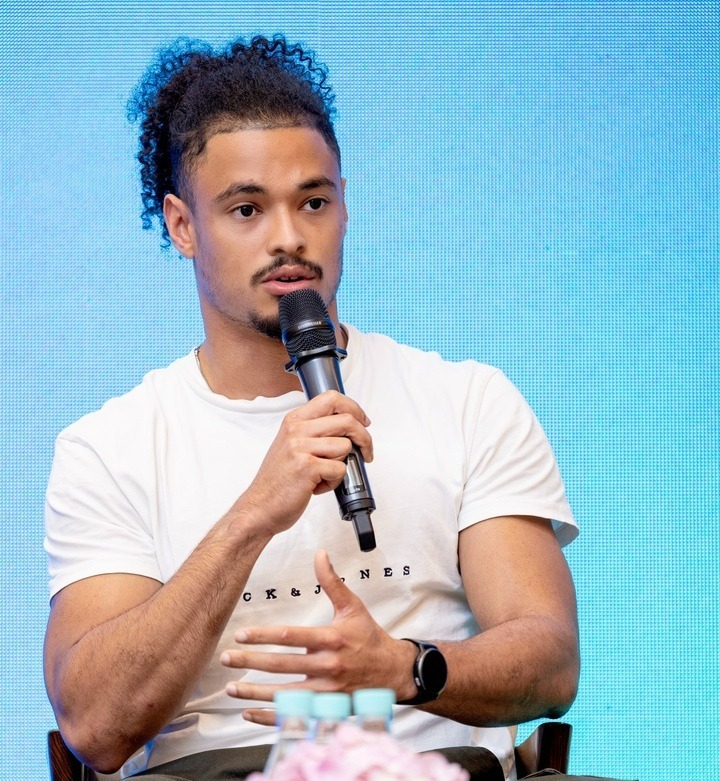 Chỉ hai ngày sau khi xuất hiện triệu chứng cảm cúm, cựu cầu thủ Flavio rơi vào nhiễm trùng huyết nặng, buộc phải cắt bỏ một chân và chấm dứt sự nghiệp sân cỏ. Ảnh: VTC News,