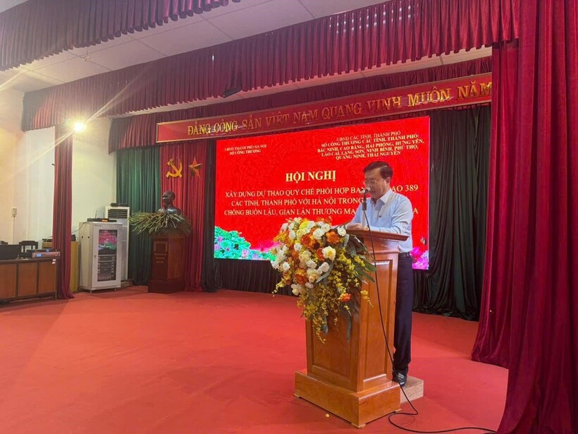 Ông Võ Nguyên Phong - Giám đốc Sở Công Thương thành phố Hà Nội phát biểu tại Hội nghị