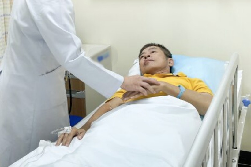 Nghệ sĩ Tấn Beo phải điều trị bệnh suy thận giai đoạn nặng. Ảnh: Dân trí