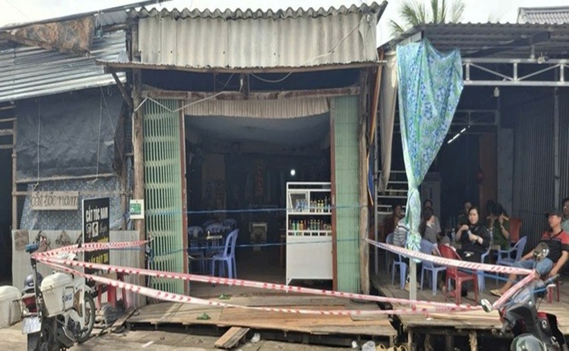 Căn nhà nơi mẹ con bà T. được phát hiện tử vong. (Ảnh: Người đưa tin)