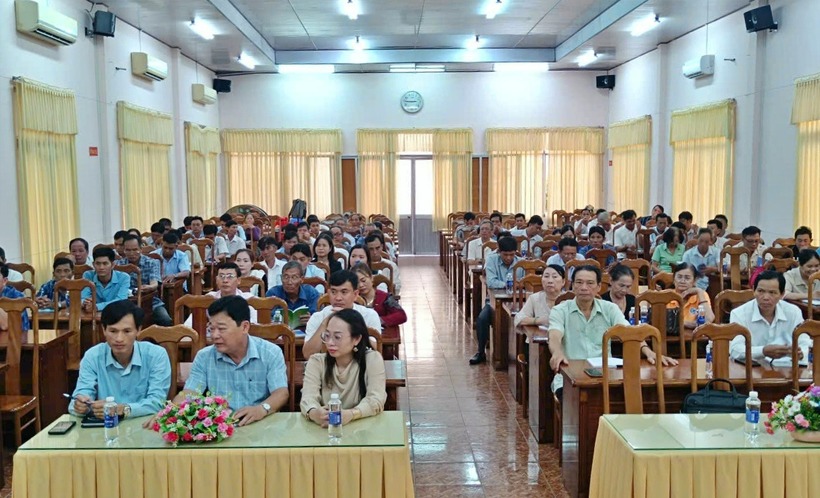 Hội nghị thu hút sự quan tâm của đông đảo cán bộ, người dân trên địa bàn xã Đầm Dơi.