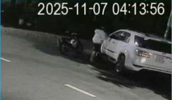 D. đi trộm gương chiếu hậu ô tô đem bán lấy tiền trả nợ. Ảnh: Pháp luật TP.HCM