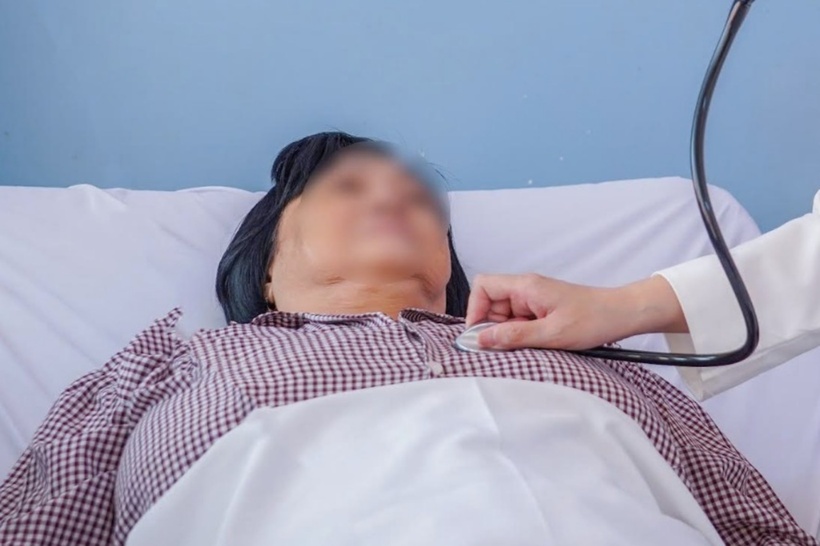 Một bệnh nhân đang được điều trị. Ảnh: Dân Trí.