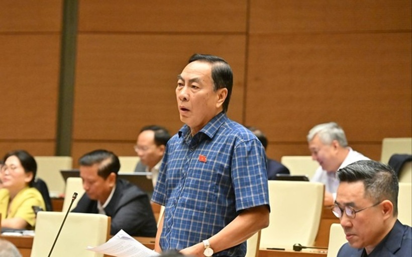 ĐBQH Phạm Văn Hoà (Ảnh: Quang Khánh).