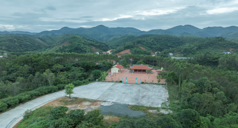 Đình Làng Mỏ (Nơi thờ tướng quân Hoàng Đại Huề). NSNA Bùi Thuận