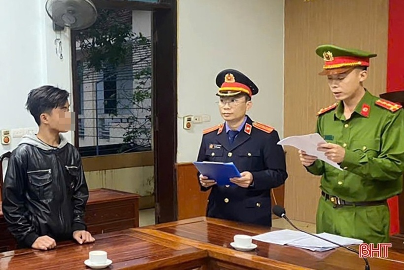 Viện kiểm sát nhân dân khu vực 1 tỉnh Hà Tĩnh phê chuẩn quyết định khởi tố bị can và lệnh bắt tạm giam đối với Lê Văn Phương. Ảnh: Báo Hà Tĩnh.