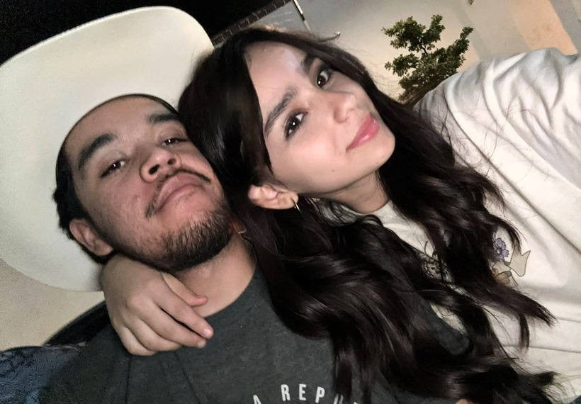 Hoa hậu Teocaltiche 2025 Alison Montaño Guerrero cùng bạn trai. Ảnh: The Sun