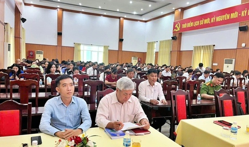 Mỗi buổi tuyên truyền không chỉ là dịp cung cấp kiến thức pháp luật mà còn là diễn đàn trao đổi những khó khăn, vướng mắc trong thực tiễn thi hành pháp luật, từ đó tìm ra hướng tháo gỡ phù hợp.