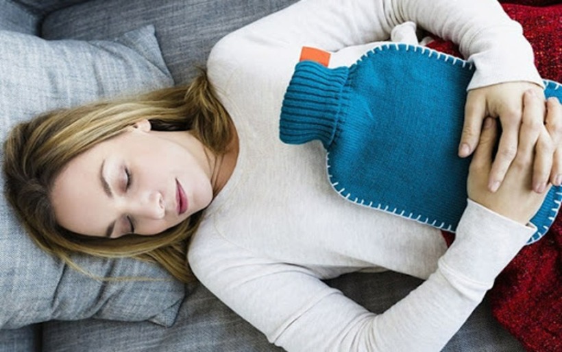 Mọi người cần lưu ý giữ ấm cơ thể mùa lạnh. Ảnh minh họa