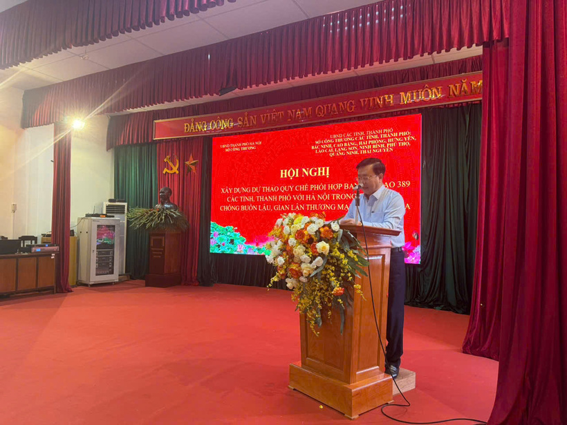 Ông Võ Nguyên Phong - Giám đốc Sở Công Thương thành phố Hà Nội phát biểu tại Hội nghị