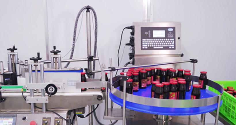 Quy trình đóng chai Mật Táo Đỏ Tâm An tại nhà máy đạt chuẩn