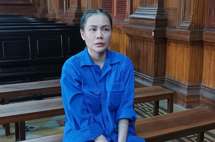 Bị cáo Phạm Thái Mai Hương tại phiên tòa xét xử. Ảnh: VietNamnet