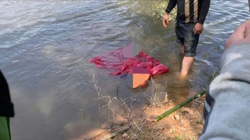 Khu vực hiện trường phát hiện thi thể nam giới. Ảnh: PLO