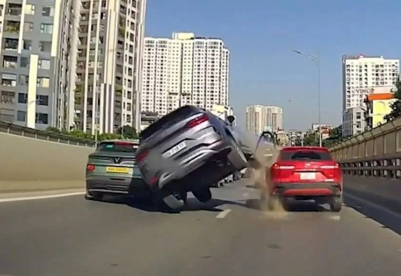 Hiện trường vụ tai nạn. Ảnh: Báo Dân trí.