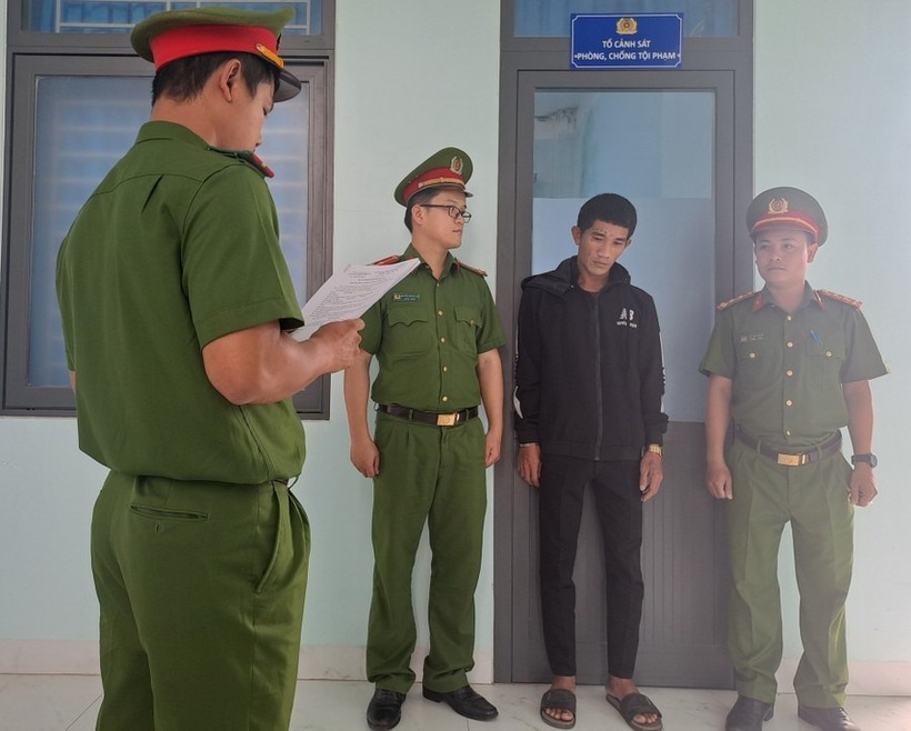 Sử Văn Đua tại cơ quan công an. Ảnh: Báo Gia Lai.