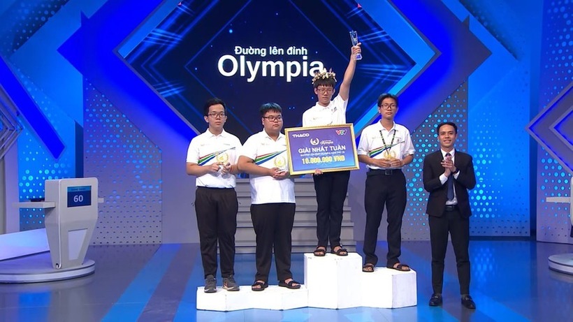 Lê Quốc Hưng xuất sắc giành vòng nguyệt quế Olympia. Ảnh: GD&TĐ.