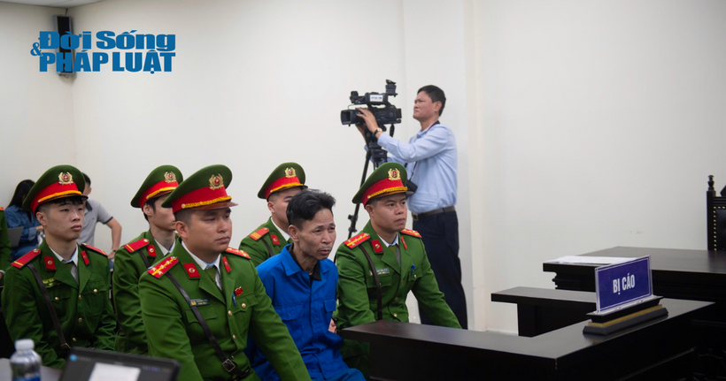 Bị cáo Cao Văn Hùng tại phiên tòa sáng nay.