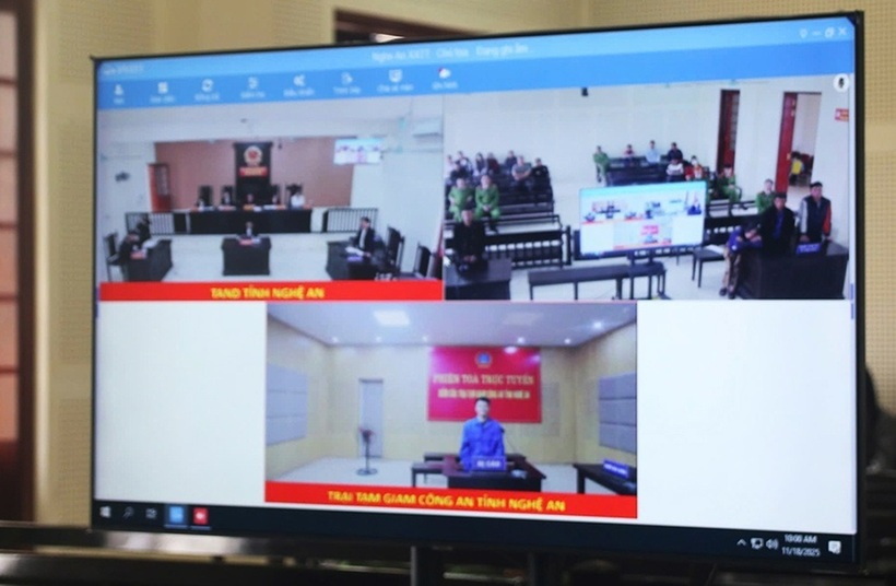 Phiên tòa xét xử bị cáo Phạm Văn Đức được xét xử trực tuyến. Ảnh: Dân Trí
