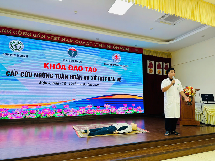 Ngành y tế Lào Cai chú trọng các hình thức đào tạo để nâng cao chất lượng nguồn nhân lực