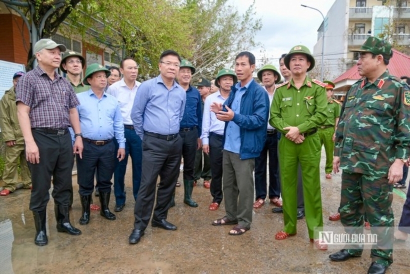Cũng trong chuyến thăm, Phó Thủ tướng Lê Thành Long cùng đoàn công tác đã thăm Làng trẻ em SOS Quy Nhơn.
